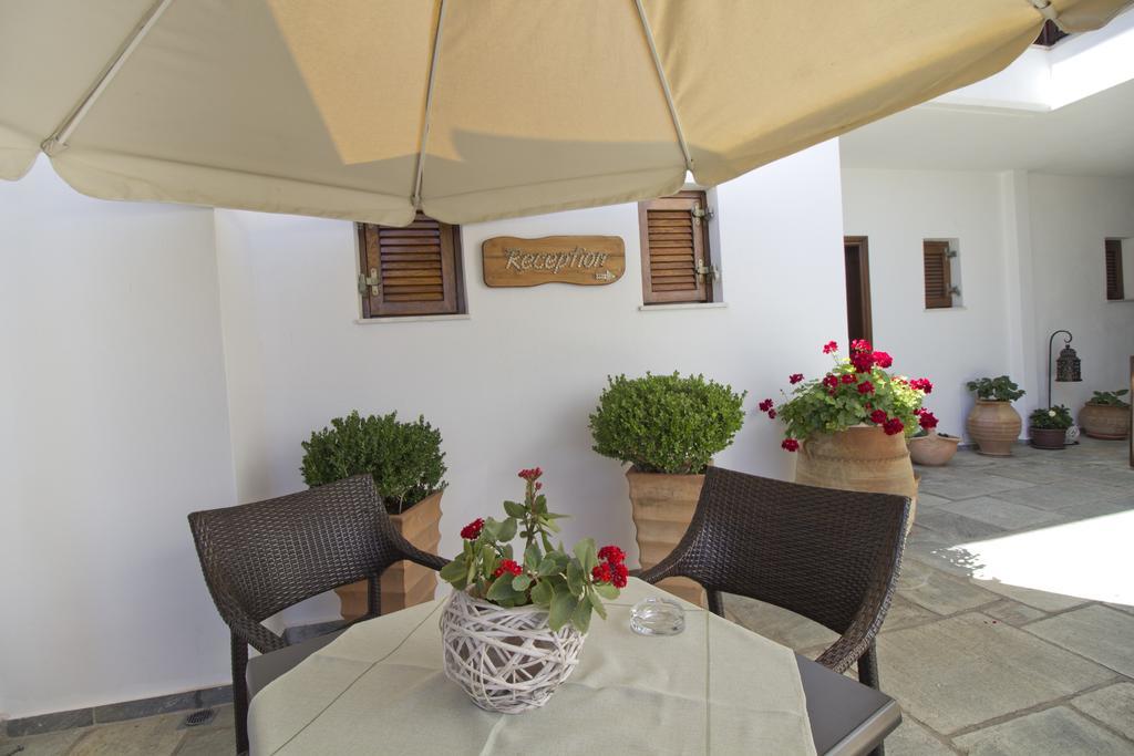 Pansion Irini Apartment Ouranoupoli Exterior photo
