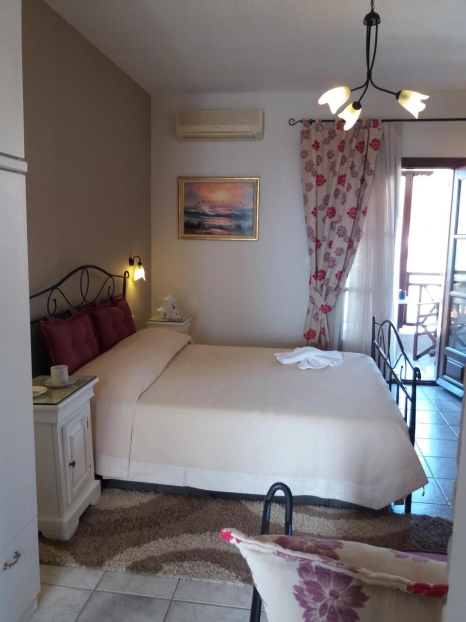 Pansion Irini Apartment Ouranoupoli Exterior photo